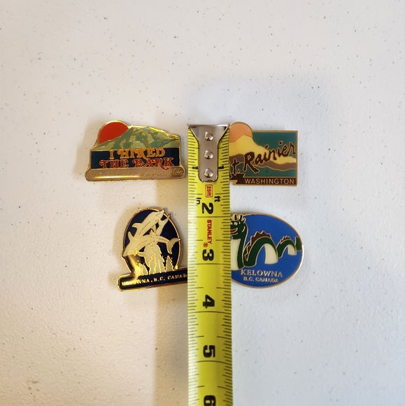 Vintage 90s Travel Magnets Fridge Magnet Mt Rainier Kelowna Ogopogo Eclectic lot - Picture 7 of 8